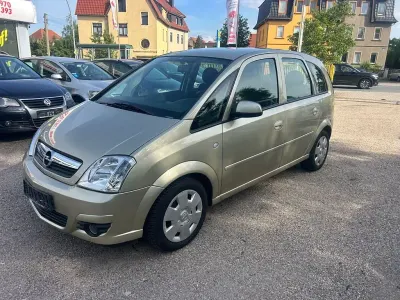 Gebraucht Opel Meriva 105 PS (77 kW) 2008 Gold Van / Kleinbus