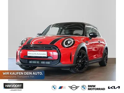 Occasion Mini Cooper Classic 136 PK (100 kW) 2023 Rood Hatchback