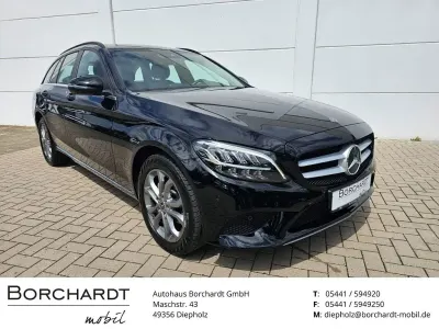Gebraucht Mercedes C180 122 PS (89 kW) 2019 Schwarz Kombi