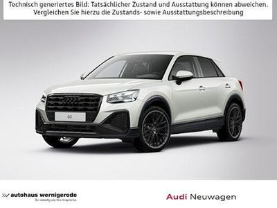Neu Audi Q2 S-Line 150 PS (110 kW) 2025 Silbern SUV