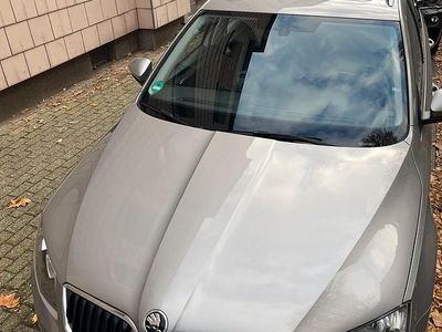 Gebraucht Skoda Octavia 150 PS (110 kW) 2016 Silber Kleinwagen