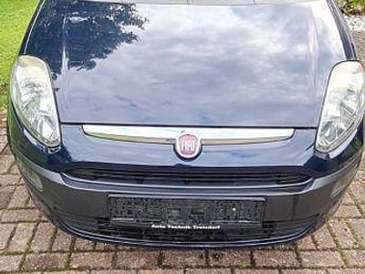 Blau Gebraucht 2010 Fiat Punto Limousine | 3.250 €