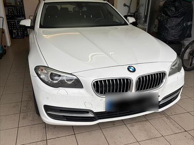 Gebraucht BMW 520 190 PS (139 kW) 2016 Weiß Kombi