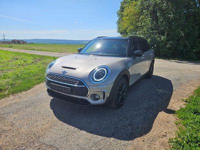 Grau Gebraucht 2024 Mini Cooper S Clubman Classic Kombi | 35.400 € (Etwas zu teuer)