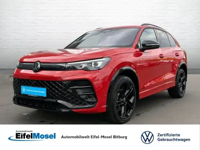 Gebraucht VW Tiguan R-line 193 PS (141 kW) 2025 Rot SUV