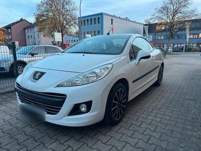 Gebraucht Peugeot 207 CC 120 PS (88 kW) 2012 Weiß Cabrio