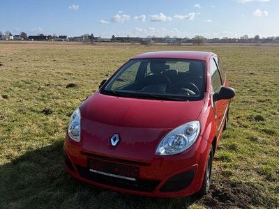 Gebraucht Renault Twingo Expression 58 PS (42 kW) 2010 Rot Kleinwagen