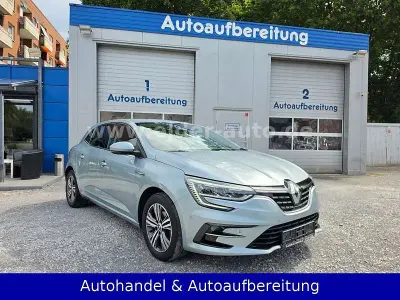 Gebraucht Renault Mégane IV Intens 140 PS (102 kW) 2020 Blau Limousine