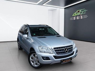 Silber Gebraucht 2011 Mercedes ML350 SUV | 19.750 €