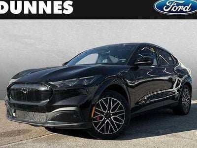 Neu Ford Mustang Mach-E Standard Range 197 kW (269 PS) 2025 Schwarz SUV