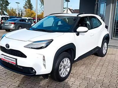 Gebraucht Toyota Yaris Cross 116 PS (85 kW) 2024 Weiß SUV