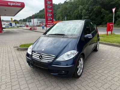 Gebraucht Mercedes A150 95 PS (69 kW) 2008 Blau Kleinwagen