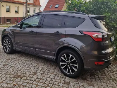 Gebraucht Ford Kuga ST-Line 175 PS (128 kW) 2019 SUV