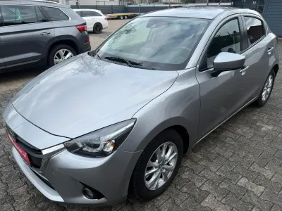 Usata Mazda 2 Exclusive-Line 90 CV (66 kW) 2015 Grigio Berlina