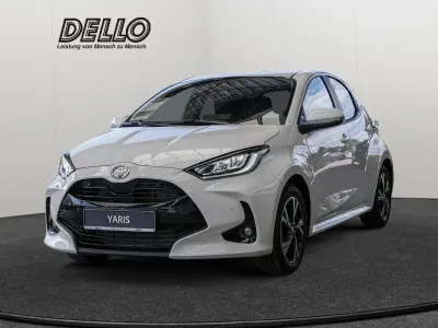 Neu Toyota Yaris Comfort 116 PS (85 kW) 2025 Weiß Kleinwagen