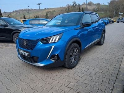 Usata Peugeot e-2008 GT 100 kW (136 CV) 2022 Blu SUV