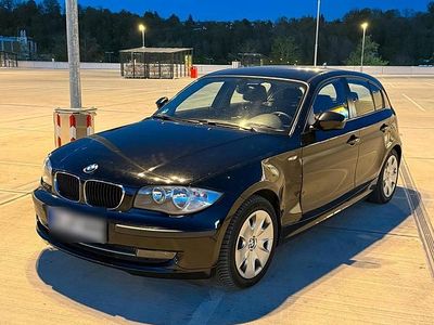 Usata BMW 116 122 CV (89 kW) 2009 Nero Utilitaria