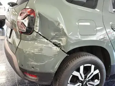 Gebraucht Dacia Duster Journey 116 PS (85 kW) 2024 Grãœn SUV