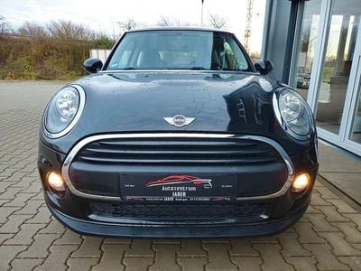 Usado Mini ONE 75 HP (55 kW) 2015 Preto Citadino