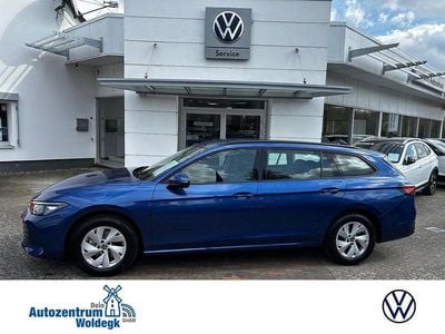Gebraucht VW Passat 150 PS (110 kW) 2025 Reef blue metallic (metallic) Kombi