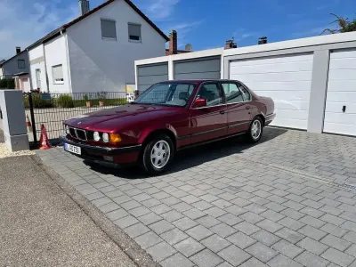 Gebraucht BMW 730 218 PS (160 kW) 1993 Rot Limousine