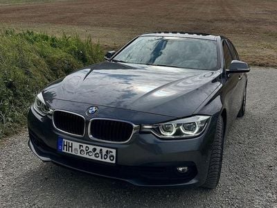 Usata BMW 318 150 CV (110 kW) 2018 Grigio Berlina