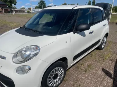 Gebraucht Fiat 500L Pop 95 PS (69 kW) 2015 Weiß Van / Kleinbus