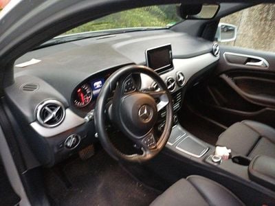 Mercedes B250