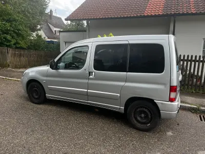 Gebraucht Citroën Berlingo 75 PS (55 kW) 2006 Silber Van / Kleinbus