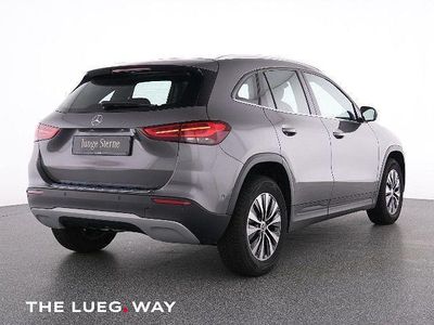 Mercedes GLA180