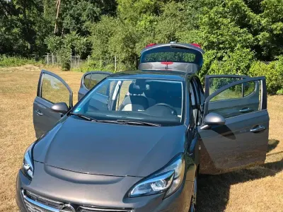 Gebraucht Opel Corsa 104 PS (76 kW) 2015 Kleinwagen