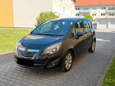 Second-hand Opel Meriva 101 CP (74 kW) 2010 Negru Monovolum