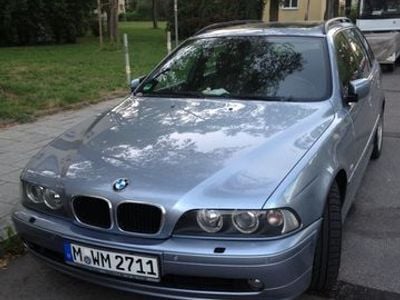 Brugt BMW 530 193 HK (141 kW) 2002 Blå Stationcar