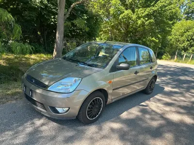 Gebraucht Ford Fiesta 80 PS (58 kW) 2002 Andere farben Kleinwagen