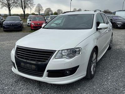 Usata VW Passat R-line Edition 140 CV (102 kW) 2010 Bianco Station wagon