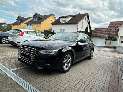 Second-hand Audi A4 150 CP (110 kW) 2015 Negru Break