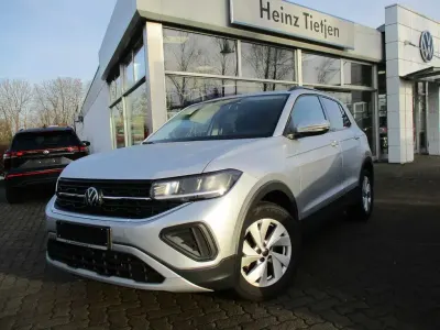 Gebraucht VW T-Cross Life 95 PS (69 kW) 2025 Silber SUV