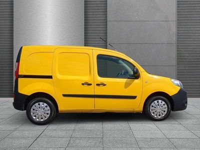 Gelb Gebraucht 2018 Renault Kangoo Van / Kleinbus | 7.850 € (Fairer Preis)
