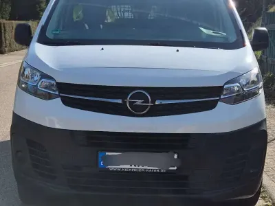 Gebraucht Opel Vivaro Selection 120 PS (88 kW) 2021 Weiß Van / Kleinbus
