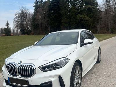 Gebraucht BMW 118 M Sport 140 PS (102 kW) 2020 Weiß Kleinwagen