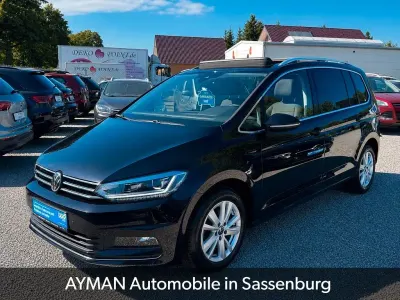 Gebraucht VW Touran Highline 150 PS (110 kW) 2021 Schwarz Van / Kleinbus