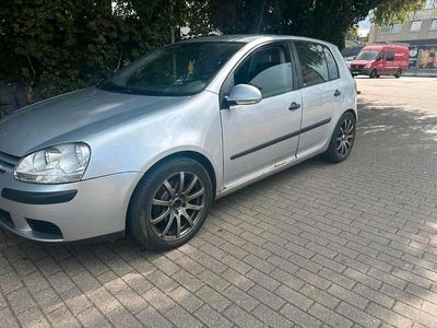 VW Golf V