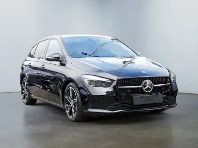 Gebraucht Mercedes B200 Progressive 150 PS (110 kW) 2026 Schwarz Kleinwagen