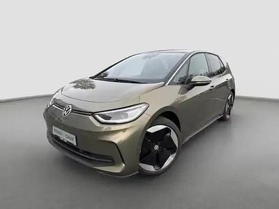 Usata VW ID.3 Pro 150 kW (204 CV) 2023 Verde Utilitaria