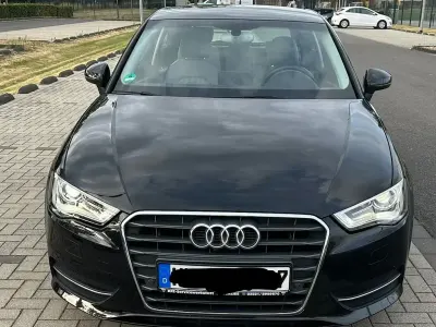 Gebraucht Audi A3 Ambiente 122 PS (89 kW) 2012 Schwarz Kleinwagen