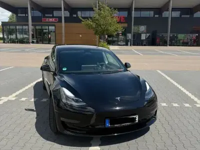 Gebraucht Tesla Model 3 377 kW (513 PS) 2021 Schwarz Limousine