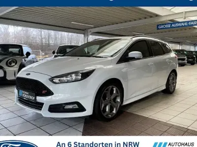 Usata Ford Focus ST 185 CV (136 kW) 2018 Bianco Station wagon