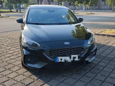 Gebraucht Ford Focus ST 280 PS (205 kW) 2019 Schwarz Limousine