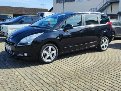Second-hand Peugeot 5008 Style 150 CP (110 kW) 2013 Monovolum