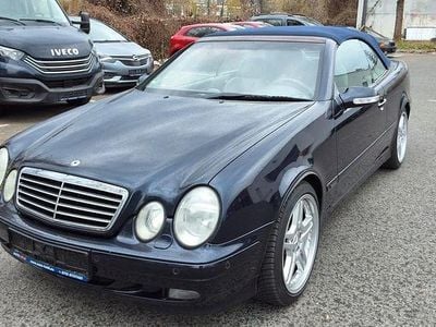 Gebraucht Mercedes CLK200 Avantgarde 163 PS (119 kW) 2003 Blau Cabrio